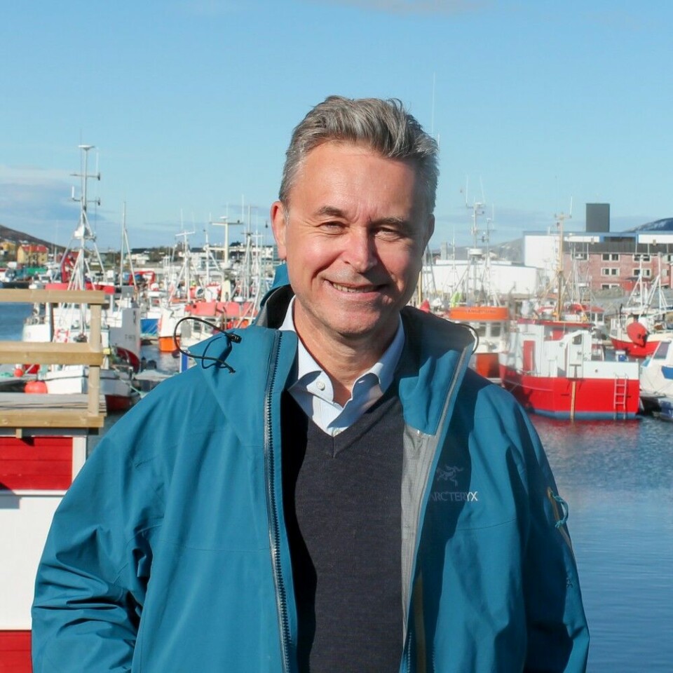Fiskeri- og sjømatminister Odd Emil Ingebrigtsen kommenterer ikke rapportens anbefalinger om trålfrie soner eller restriksjoner for lysfisket.