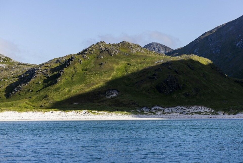 Terrenget Tromsø JFF har tilgang på, byr ikke bare på gode muligheter jakt, ferskvanns- og havfiske, men også hvite strender og gode surfemuligheter. Terrenget Tromsø JFF har tilgang på, byr ikke bare på gode muligheter jakt, ferskvanns- og havfiske, men også hvite strender og gode surfemuligheter.