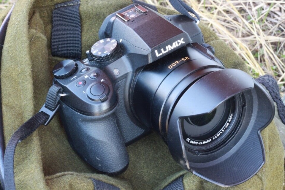 Panasonic Lumix DMC-FZ300 er et kamera som passer godt i topplomma på jaktsekken. Test av Panasonic Lumix DMC-FZ300