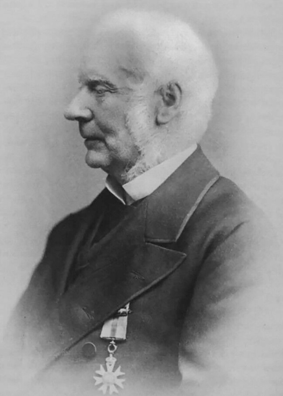Sir James Arndell Youl var ikke bare den mannen som oppfant metoden for å frakte levende rogn fra den nordlige til den sørlige halvkule. Han var også en brevvenn av Charles Darwin, og skrev flere naturhistoriske verk.