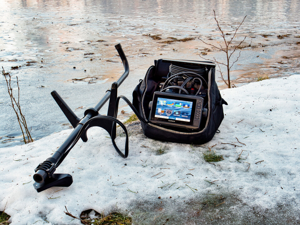 Garmin Panoptix Livescope Icefishing Kit m/Echomap UHD 72CV Garmin Panoptix Livescope Icefishing Kit m/Echomap UHD 72CV