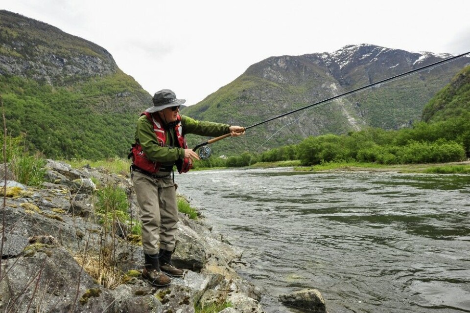 Lærdalselva har vært i kjelleren lenge før den reiste seg. Fjoråret var dog lendig, og vi håper det var ett av unntakene. Lærdalselva har vært i kjelleren lenge før den reiste seg. Fjoråret var dog lendig, og vi håper det var ett av unntakene.