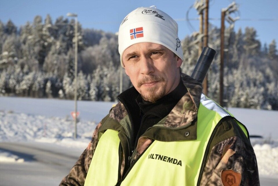 Ettersøksjeger Richard Baksvær, leder av fallviltgruppa på Ringerike, påpeker at det er viktig å lære seg riktig bruk av termisk optikk, og forstå utstyrets begrensninger. Foto: Ettersøksjeger Richard Baksvær, leder av fallviltgruppa på Ringerike, påpeker at det er viktig å lære seg riktig bruk av termisk optikk, og forstå utstyrets begrensninger. Foto: