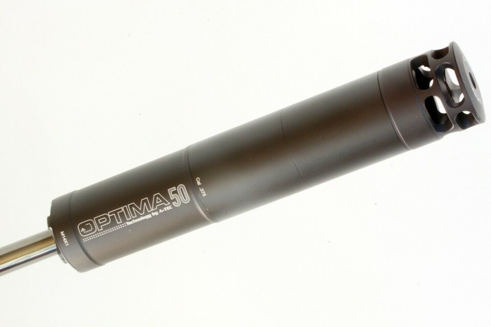 A-Tec Optima 50 med rekyldemping er en fleksibel modulbasert demper for den allsidige jegeren. A-Tec Optima 50 med rekyldemping er en fleksibel modulbasert demper for den allsidige jegeren.