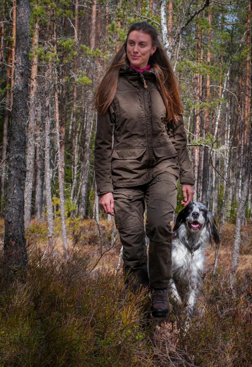 Vi har testet Fjällräven Lappland Hybrid jakke og bukse, en jaktdress som hjelper deg på veien, i stedet for å være i veien.