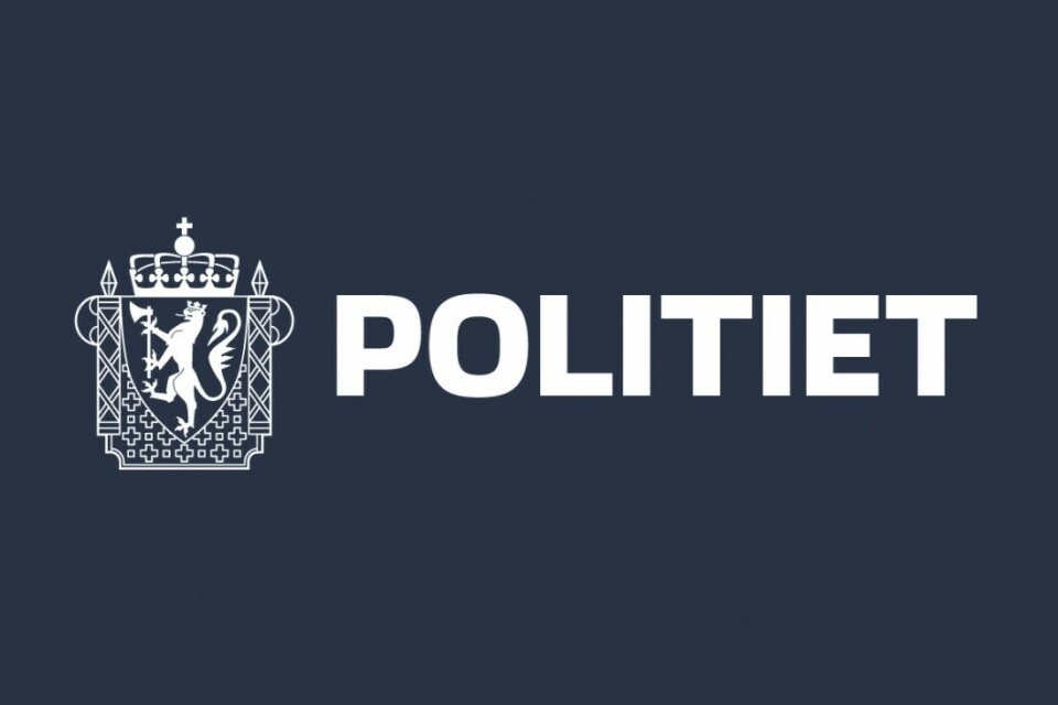 Vest politidistrikt ber en jeger som søker om erverv av en halvautomatisk salongrifle selv vurdere om våpenet oppfyller kravene i våpenforskriften. Vest politidistrikt ber en jeger som søker om erverv av en halvautomatisk salongrifle selv vurdere om våpenet oppfyller kravene i våpenforskriften.