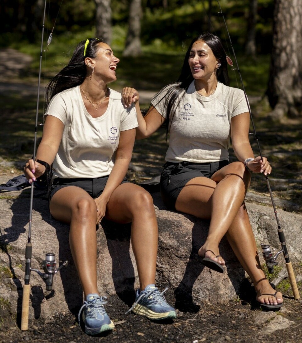– Vi er veldig glade for samarbeidet med NJFF og håper det kan bidra til at flere blir r inspirert til å prøve fisking, sier tvillingene Vita og Wanda Mashadi. – Vi er veldig glade for samarbeidet med NJFF og håper det kan bidra til at flere blir r inspirert til å prøve fisking, sier tvillingene Vita og Wanda Mashadi.