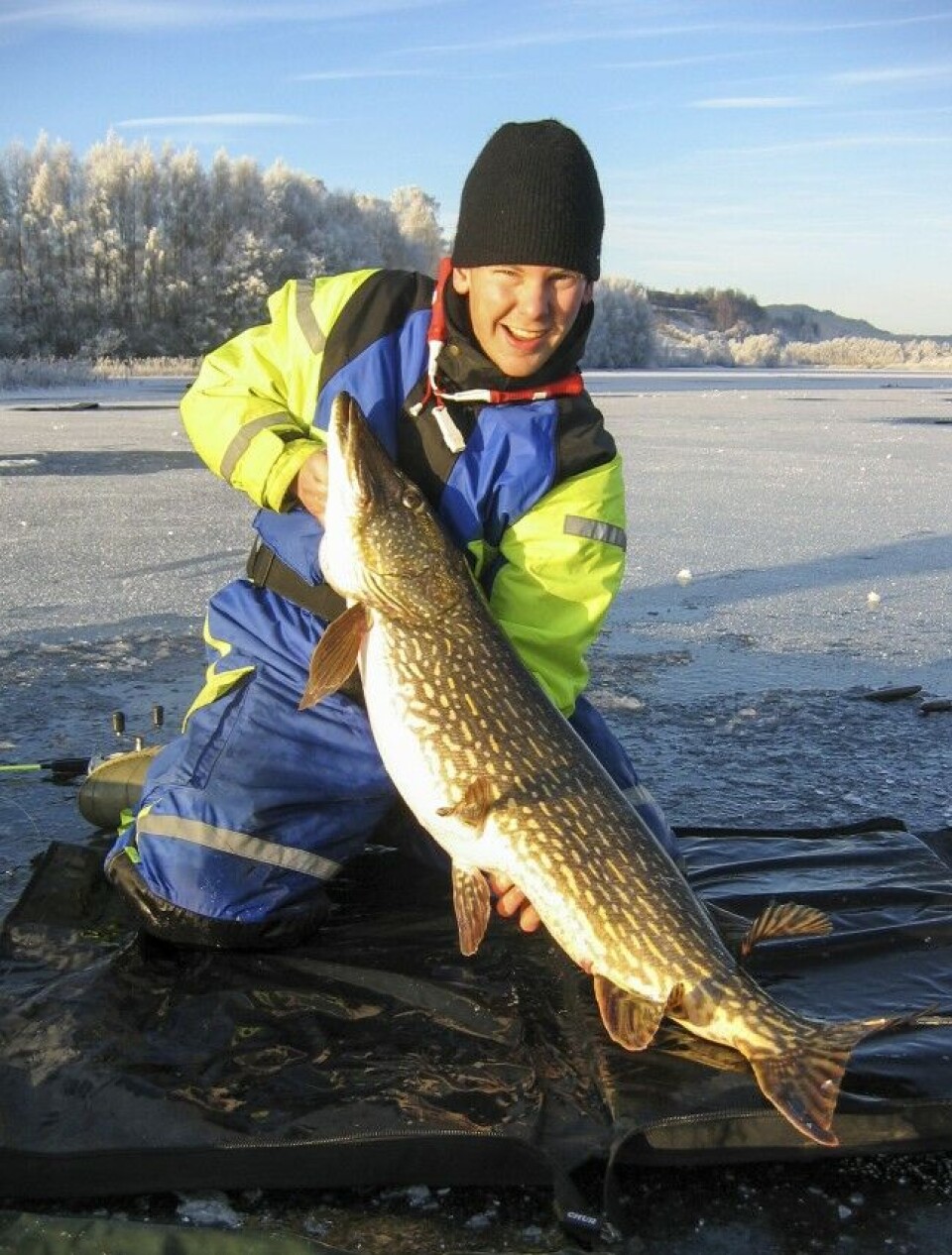 Denne sugga på 13,8 kg lot seg lure i Jarenvannet i Oppland. Denne sugga på 13,8 kg lot seg lure i Jarenvannet i Oppland.