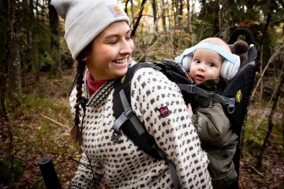 Klokka er 08, og Anders er klar for nytt drev med mamma Maja Odden (23). Klokka er 08, og Anders er klar for nytt drev med mamma Maja Odden (23).