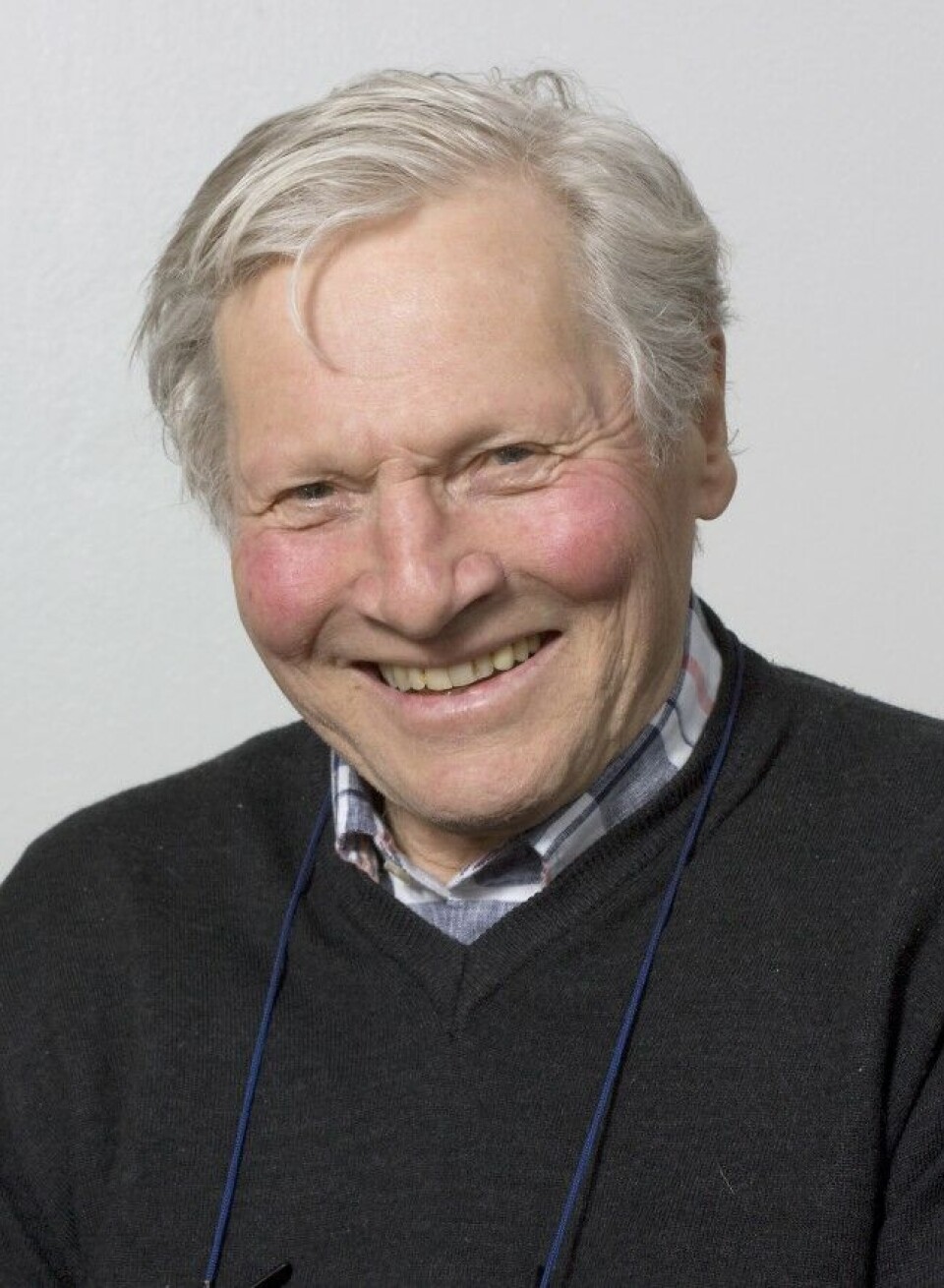 Professor emeritus Eigil Reimers ved institutt for Biovitenskap (UiO) advarer sentrale myndigheter mot å trå over grunneiernes og jegernes tålegrense. Professor emeritus Eigil Reimers ved institutt for Biovitenskap (UiO) advarer sentrale myndigheter mot å trå over grunneiernes og jegernes tålegrense.