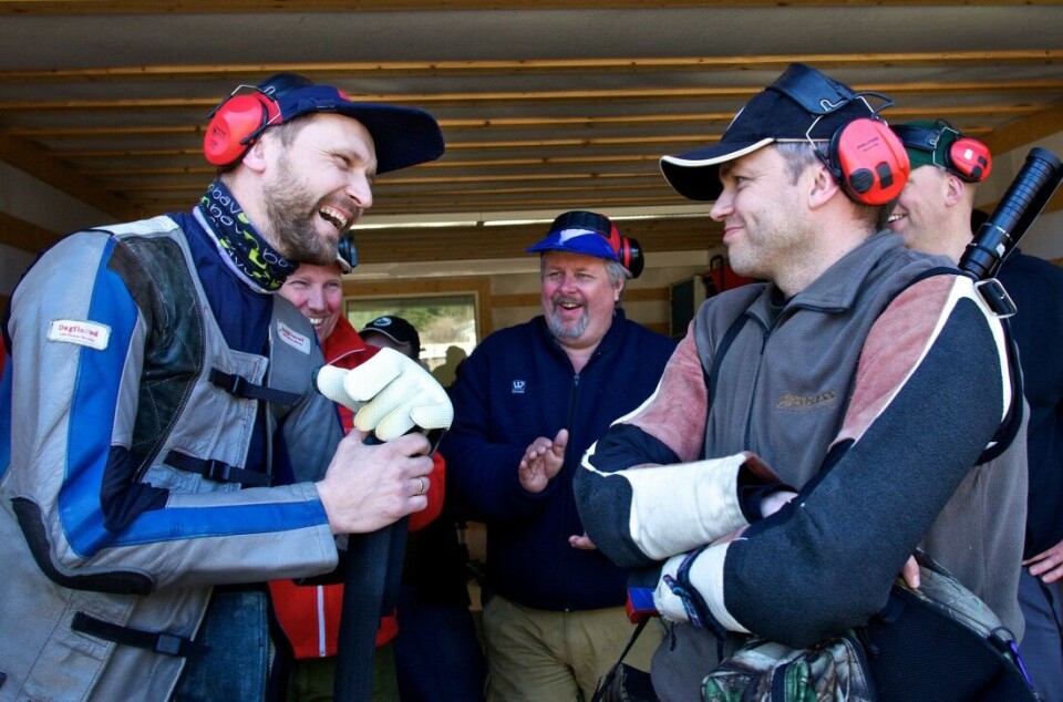 Nytt jaktfelt-gull? Magne Holmbro (t.v.) og Christer Hemstad har vunnet NM jaktfelt hhv. tre og fire ganger. Her gratulerer Magne kompis Hemstad med seieren i Enebakk i 2012. Nytt jaktfelt-gull? Magne Holmbro (t.v.) og Christer Hemstad har vunnet NM jaktfelt hhv. tre og fire ganger. Her gratulerer Magne kompis Hemstad med seieren i Enebakk i 2012.