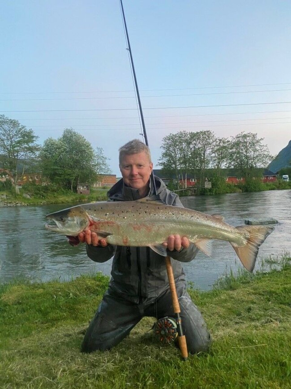 Den første tok to minutter over midnatt. Den første tok to minutter over midnatt.