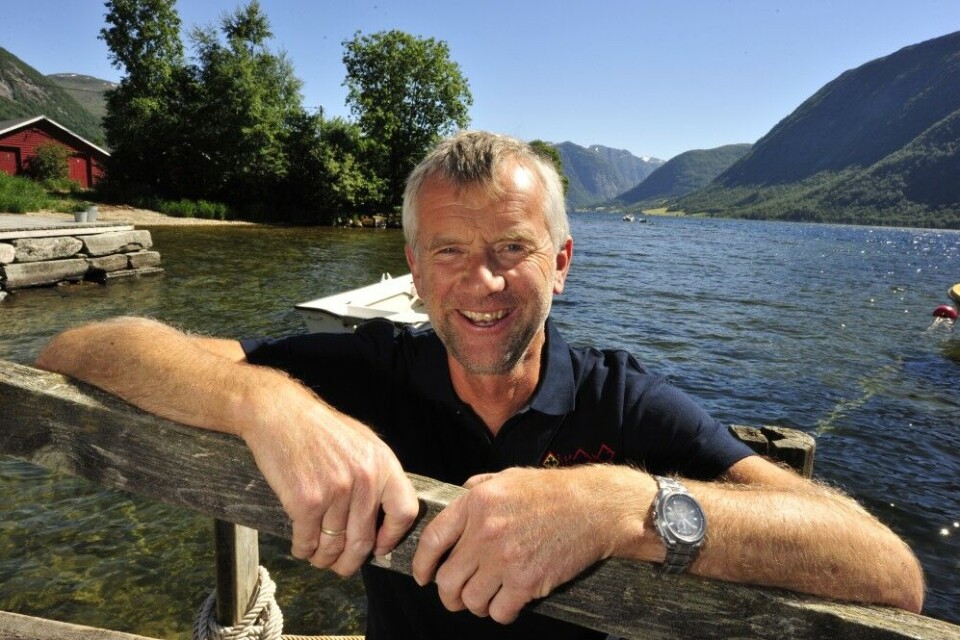 – Det finnes trolig ingen andre europeiske vassdrag som produserer så mye høykvalitetsfisk som Jølstervassdraget, sier grunneierlagsformann Finn Årdal. – Det finnes trolig ingen andre europeiske vassdrag som produserer så mye høykvalitetsfisk som Jølstervassdraget, sier grunneierlagsformann Finn Årdal.