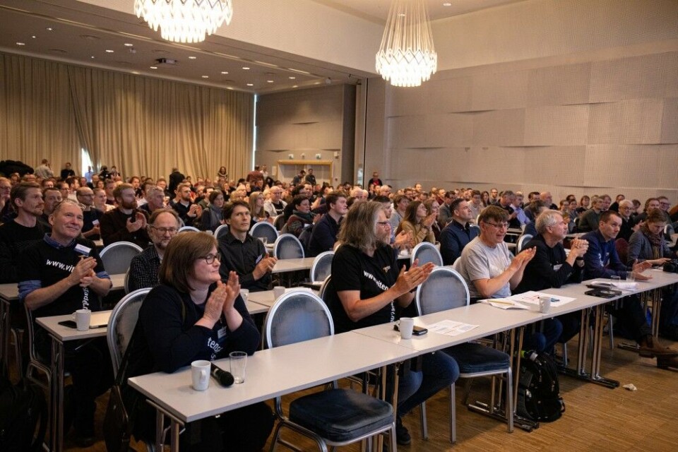 Mer enn 300 sportsfiskere, grunneiere, forskere og forvaltere fant veien til Sjøørretkonferansen i Trondheim i slutten av januar. Mer enn 300 sportsfiskere, grunneiere, forskere og forvaltere fant veien til Sjøørretkonferansen i Trondheim i slutten av januar.