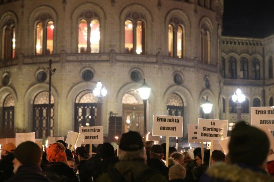 Stortinget var endestasjonen for demonstrasjonen, mens statsministeren var tiltenkt mottaker for flere av budskapene. Stortinget var endestasjonen for demonstrasjonen, mens statsministeren var tiltenkt mottaker for flere av budskapene.