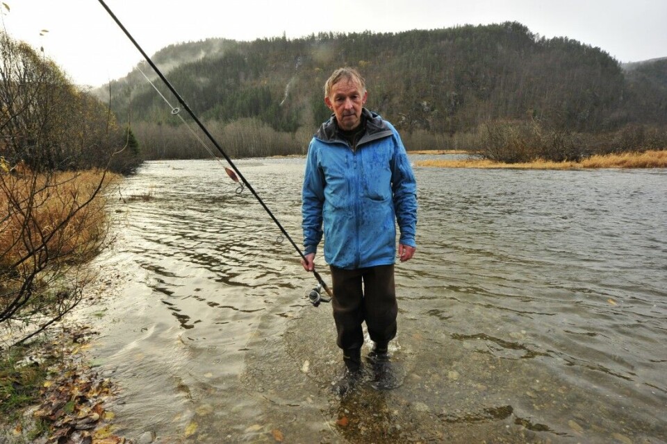 Det ble mange resultatløse fisketurer under høstens registreringsfiske i Vosso for Geir Ove Henden ved Voss klekkeri. Han frykter at laksestammen vil dø ut, dersom kultiveringsvirksomheten i Vosso legges ned. Det ble mange resultatløse fisketurer under høstens registreringsfiske i Vosso for Geir Ove Henden ved Voss klekkeri. Han frykter at laksestammen vil dø ut, dersom kultiveringsvirksomheten i Vosso legges ned.