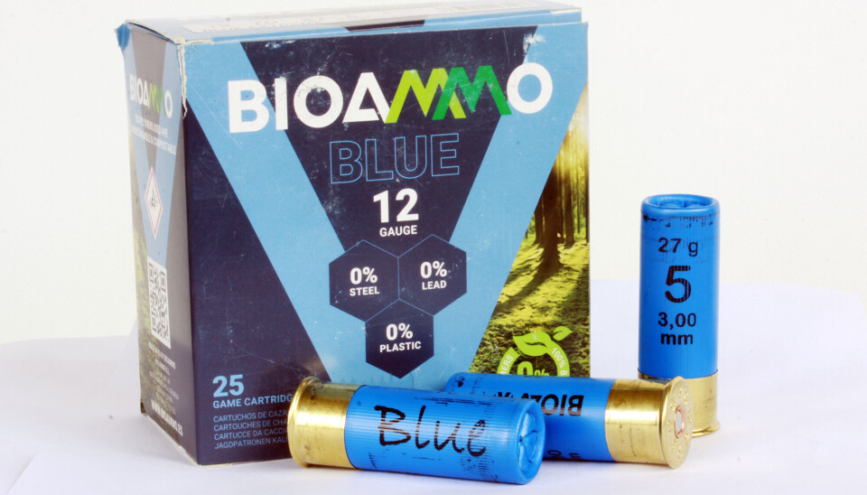 Vi har testet den blyfrie ammunisjonen Blue High Performance fra leverandøren BioAmmo. Materialet er laget av vismut, tinn, sink og aluminium. Vi har testet den blyfrie ammunisjonen Blue High Performance fra leverandøren BioAmmo. Materialet er laget av vismut, tinn, sink og aluminium.