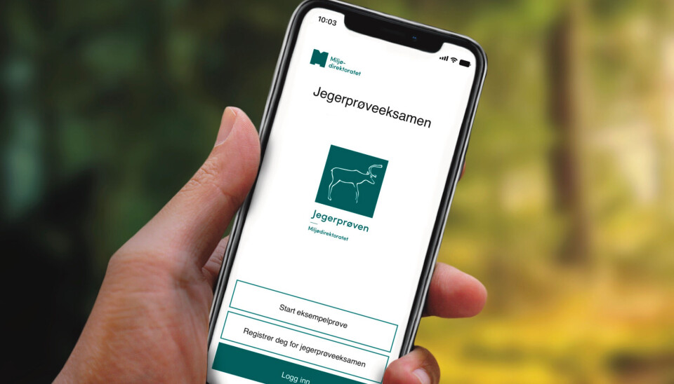 Fra og med i dag kan du ta jegerprøveeksamen i din egen smarttelefon. Fra og med i dag kan du ta jegerprøveeksamen i din egen smarttelefon.