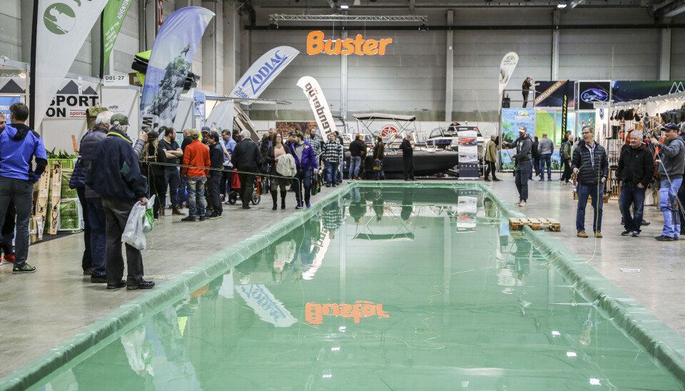 Tidligere har man kunne øve på kasteteknikken inne på messen. Tidligere har man kunne øve på kasteteknikken inne på messen.