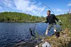 Her lander forfatter og friluftsmann Marius Nergård Pettersen en fin fisk i Finnmark.