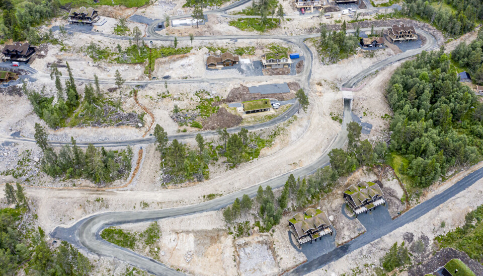 Hytteutbygging spiser naturen bit for bit. SV vil nå ha kraftig innskjerping.