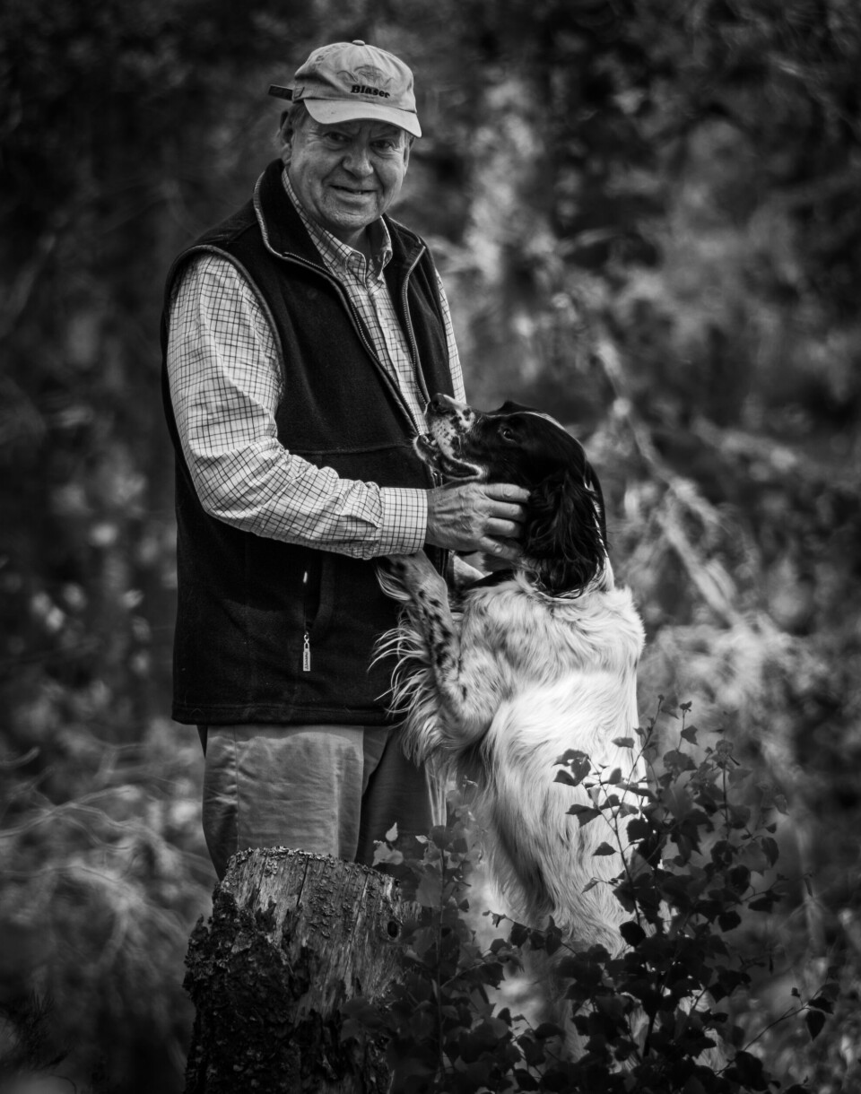 Etter 50 år som viltforvalter, er Fredrik Aalerud fortsatt glødende engasjert i hvordan vi kan øke rypebestanden i fjellet – og tilrettelegge for attraktiv andejakt i lavlandet. Etter 50 år som viltforvalter, er Fredrik Aalerud fortsatt glødende engasjert i hvordan vi kan øke rypebestanden i fjellet – og tilrettelegge for attraktiv andejakt i lavlandet.