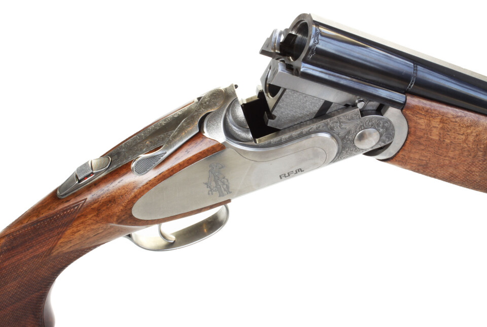 Hagla har velfungerende sikring, løpsvelger og utkastere.